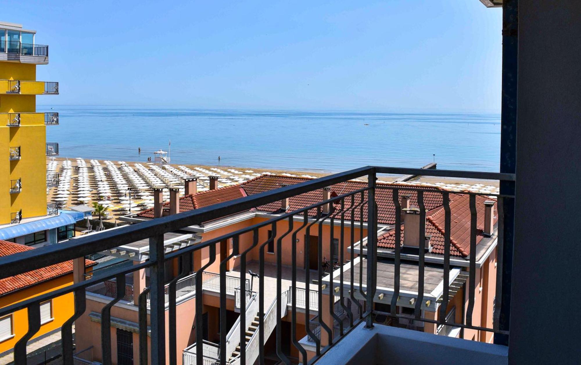 Hotel Umberto ليدو دي يسولو المظهر الخارجي الصورة