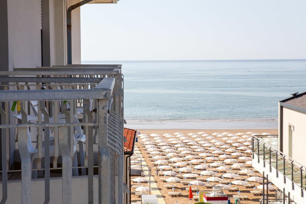 Hotel Umberto ليدو دي يسولو المظهر الخارجي الصورة
