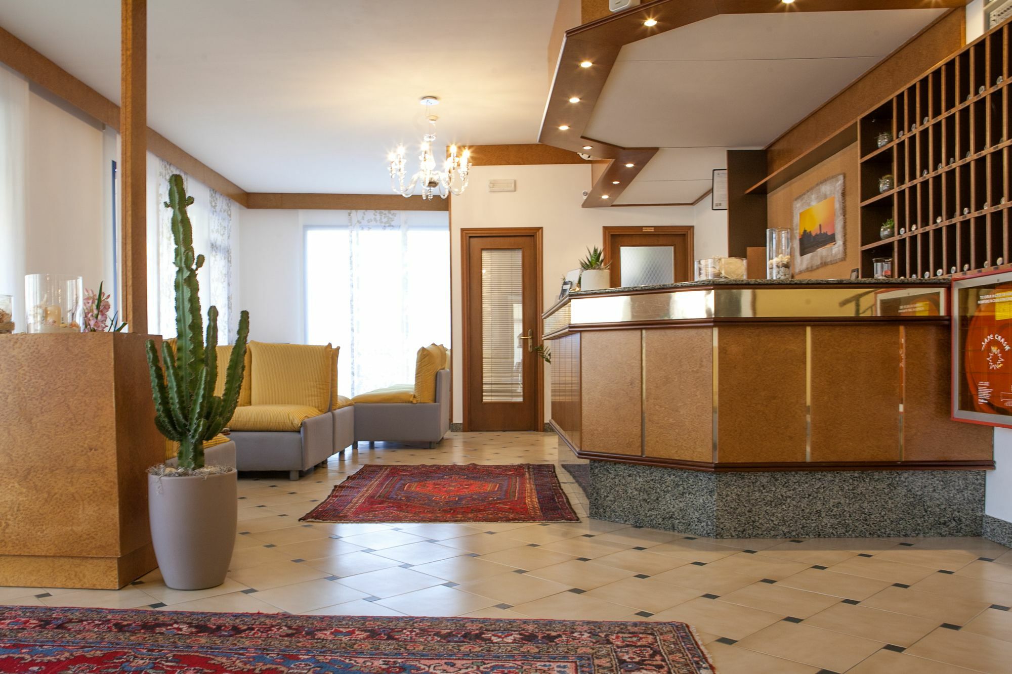 Hotel Umberto ليدو دي يسولو المظهر الخارجي الصورة